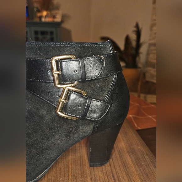 LOUISE ET CIE Lo Vosse Black leather and suede ankle boots. Size 7 - Picture 4 of 11